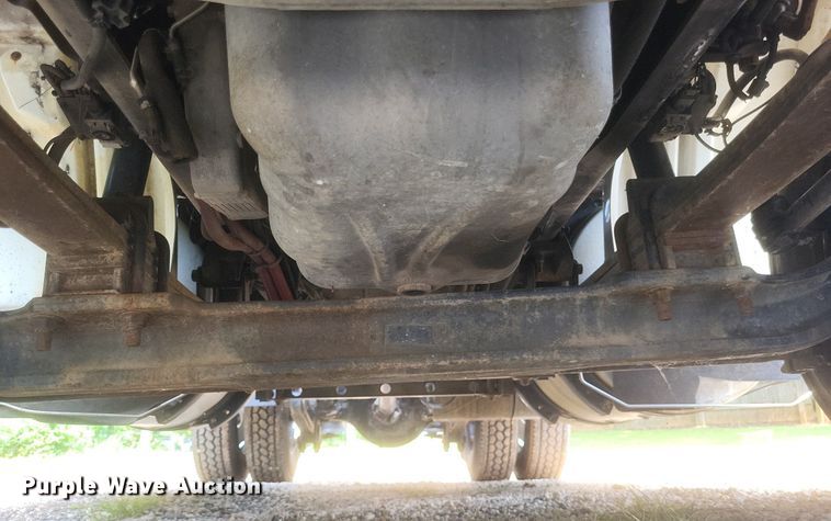 image for item DR4812 2012 International  TranStar 8600 semi truck