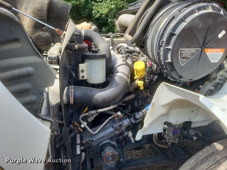 image for item DR4812 2012 International  TranStar 8600 semi truck