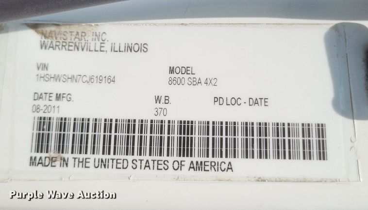 image for item DR4812 2012 International  TranStar 8600 semi truck