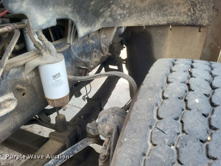 image for item DR4825 2005 Sterling L-Line truck cab and chassis