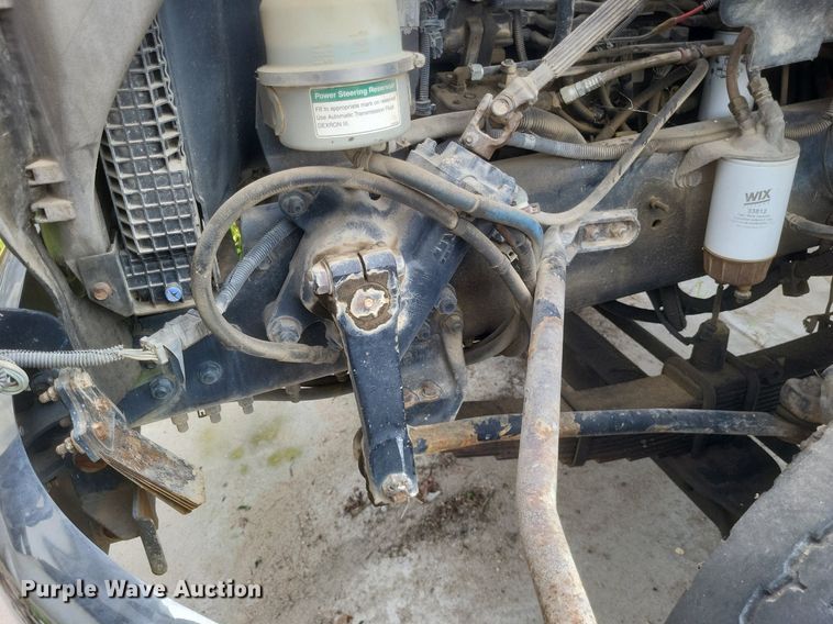 image for item DR4825 2005 Sterling L-Line truck cab and chassis