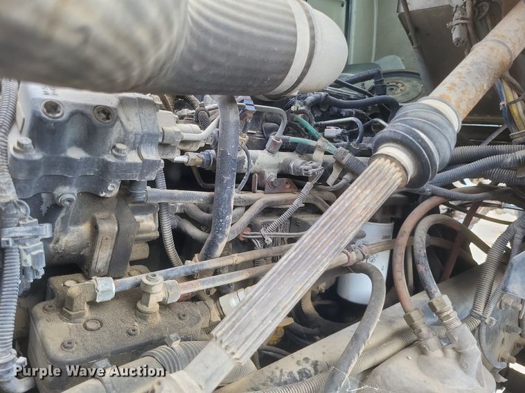 image for item DR4825 2005 Sterling L-Line truck cab and chassis