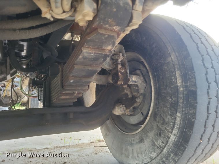 image for item DR4825 2005 Sterling L-Line truck cab and chassis