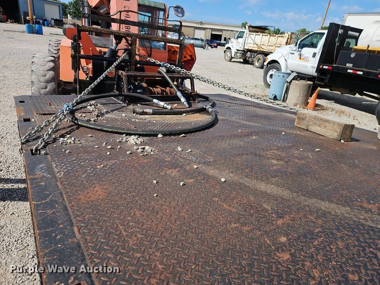 image for item DR8631 2004 Trail King TK70HT 482 drop deck equipment trailer