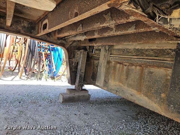 image for item DR8631 2004 Trail King TK70HT 482 drop deck equipment trailer