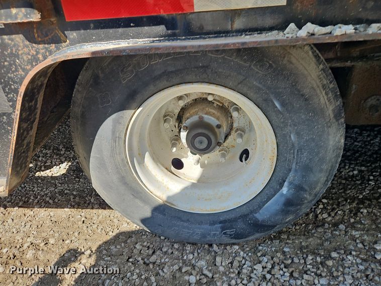 image for item DR8631 2004 Trail King TK70HT 482 drop deck equipment trailer