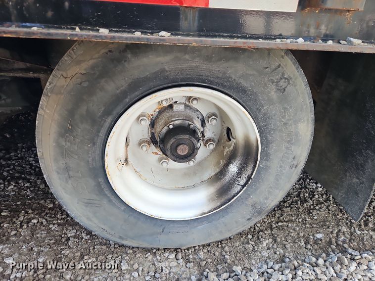 image for item DR8631 2004 Trail King TK70HT 482 drop deck equipment trailer