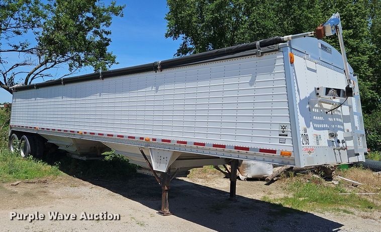 image for item DR8639 2009 Wilson DWH-500C grain trailer