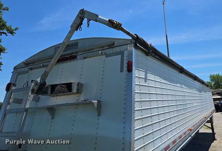 image for item DR8639 2009 Wilson DWH-500C grain trailer