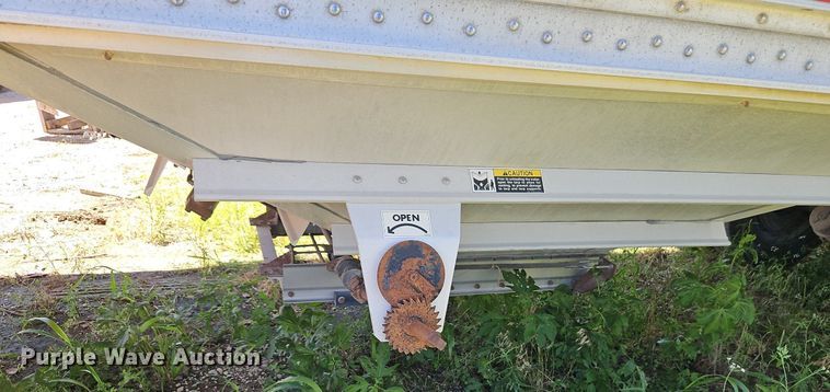 image for item DR8639 2009 Wilson DWH-500C grain trailer