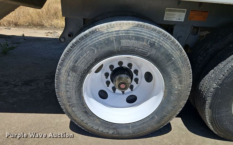 image for item DR8640 2017 Jet bottom dump trailer