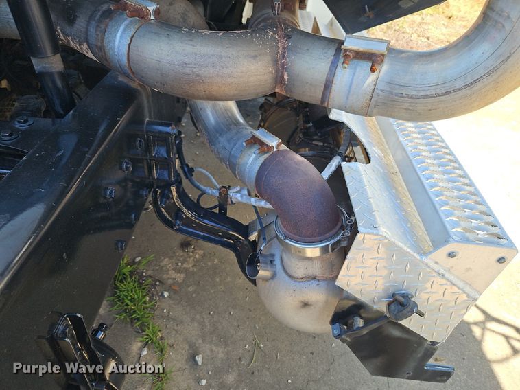 image for item DR8641 2009 Western Star semi truck