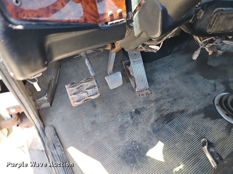 image for item DR8641 2009 Western Star semi truck