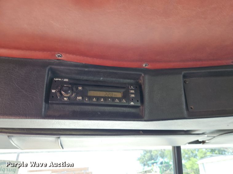 image for item DR8641 2009 Western Star semi truck