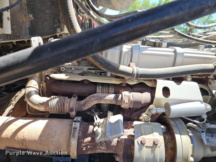 image for item DR8641 2009 Western Star semi truck