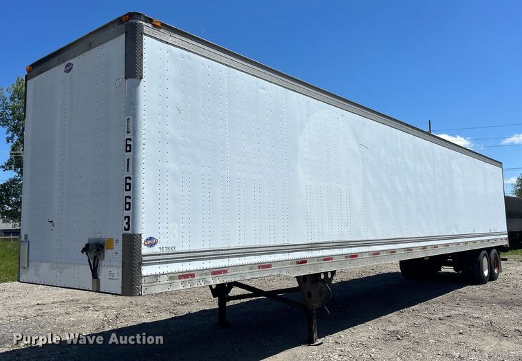 image for item DS0865 2002 Utility  VS2DC dry van trailer