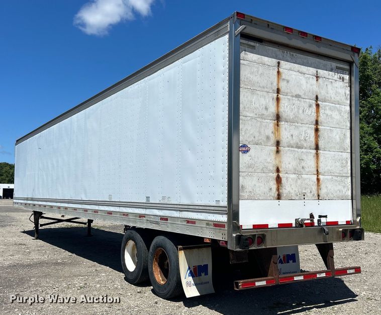 image for item DS0865 2002 Utility  VS2DC dry van trailer