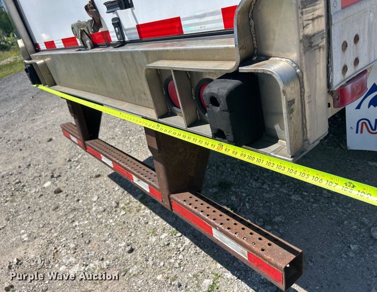 image for item DS0865 2002 Utility  VS2DC dry van trailer