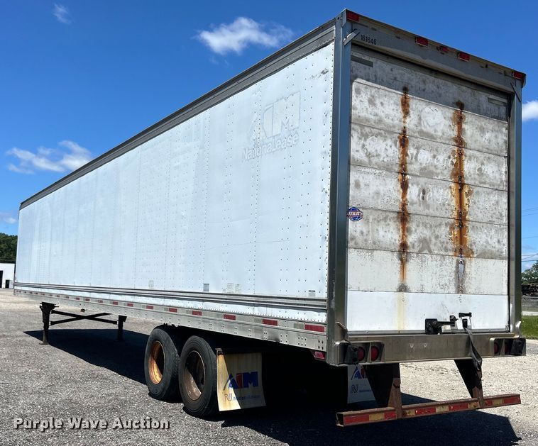 image for item DS0868 2002 Utility  VS2DC dry van trailer