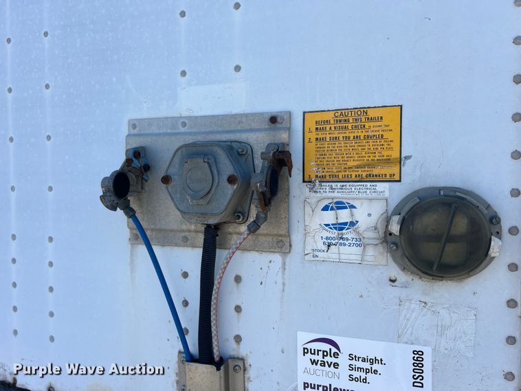 image for item DS0868 2002 Utility  VS2DC dry van trailer