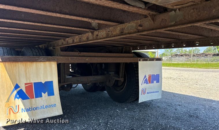 image for item DS0868 2002 Utility  VS2DC dry van trailer