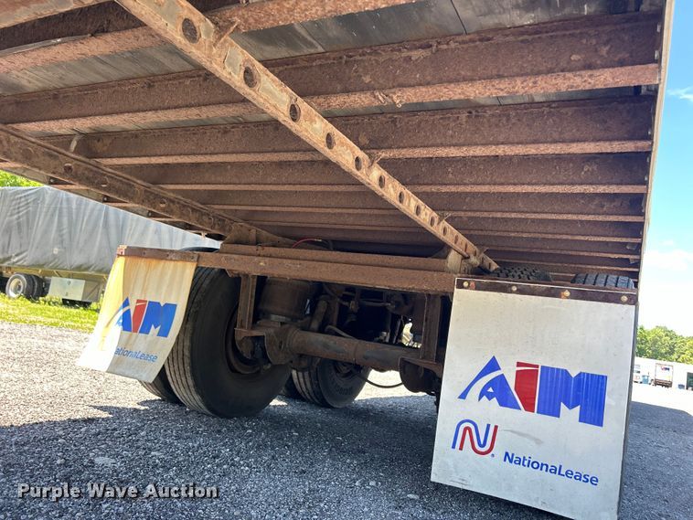 image for item DS0868 2002 Utility  VS2DC dry van trailer