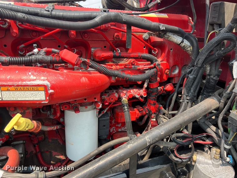 image for item DS3112 2012 Peterbilt 389 semi truck