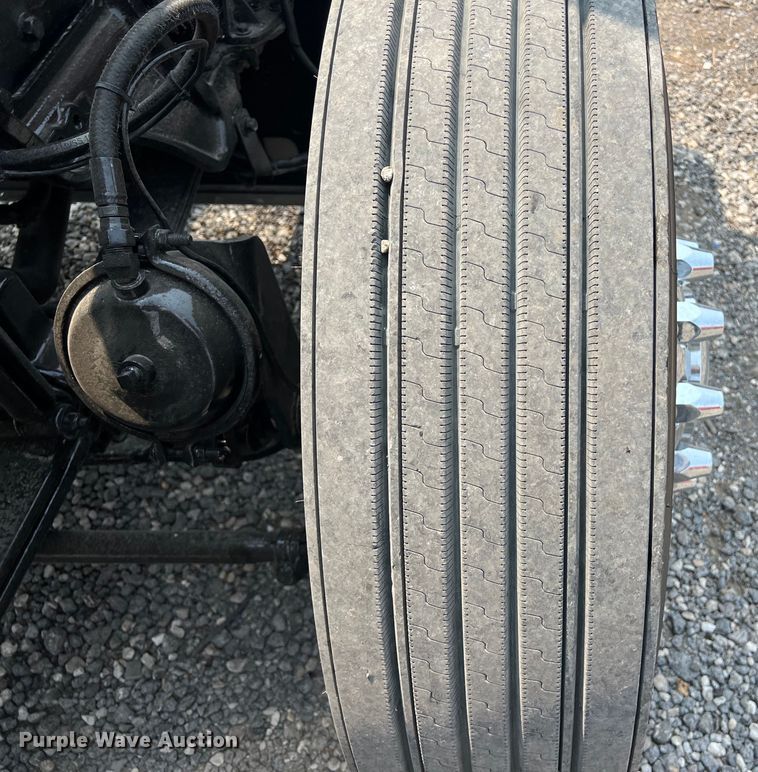 image for item DS3112 2012 Peterbilt 389 semi truck