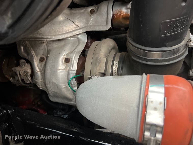 image for item DS3113 2018 Freightliner  Cascadia  semi truck