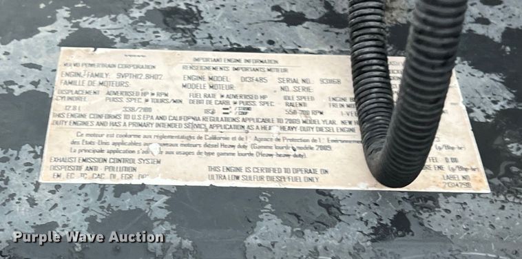 image for item DS3114 2010 Volvo VNL 780 semi truck