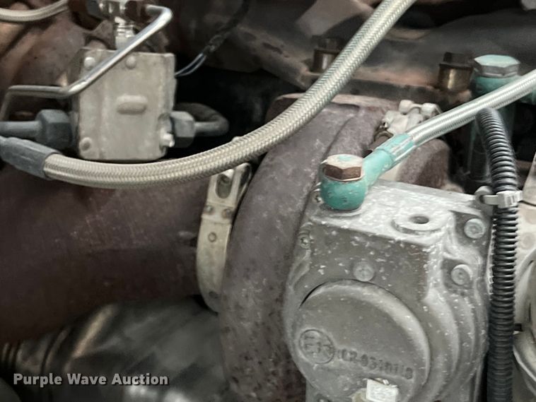 image for item DS3114 2010 Volvo VNL 780 semi truck