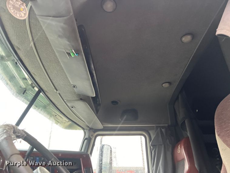 image for item DS3115 2012 Mack Pinnacle semi truck