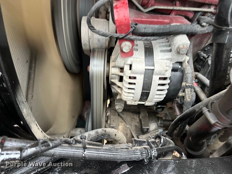 image for item DS3115 2012 Mack Pinnacle semi truck