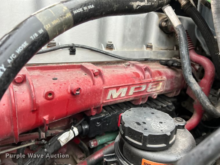 image for item DS3115 2012 Mack Pinnacle semi truck