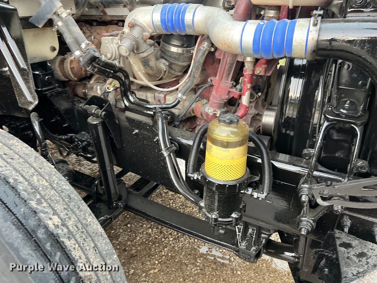 image for item DS3115 2012 Mack Pinnacle semi truck