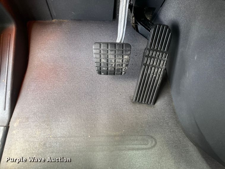 image for item DS4170 2019 Freightliner  Cascadia semi truck