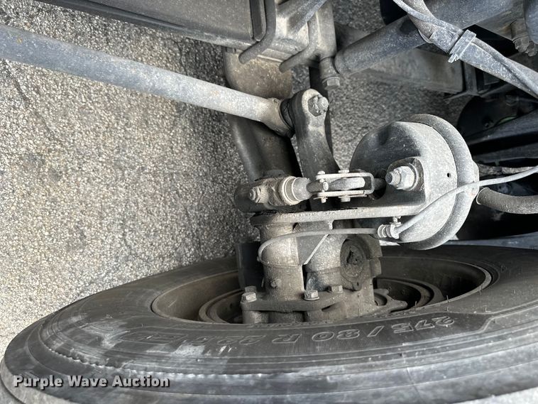 image for item DS4170 2019 Freightliner  Cascadia semi truck