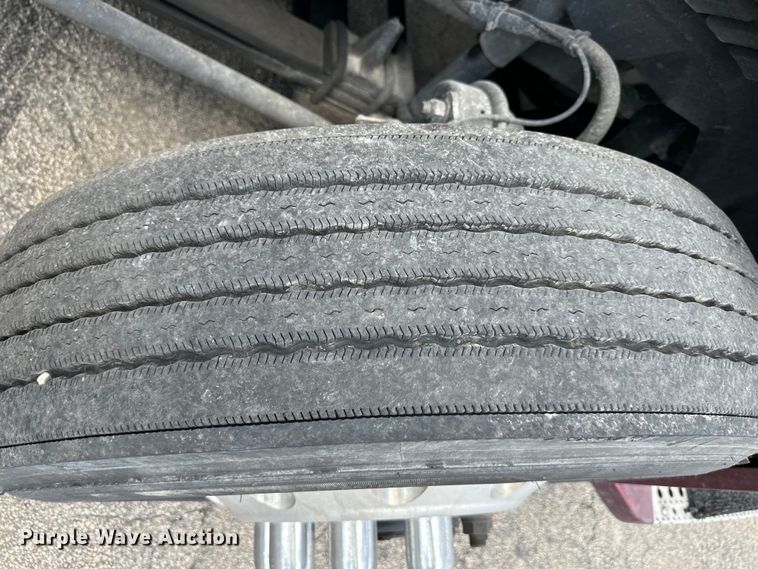 image for item DS4170 2019 Freightliner  Cascadia semi truck