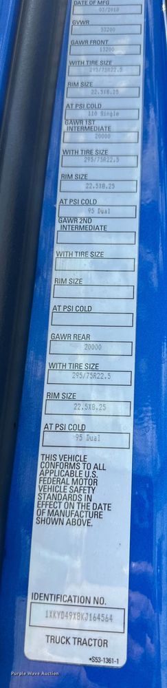 image for item DS4172 2019 Kenworth T680 semi truck