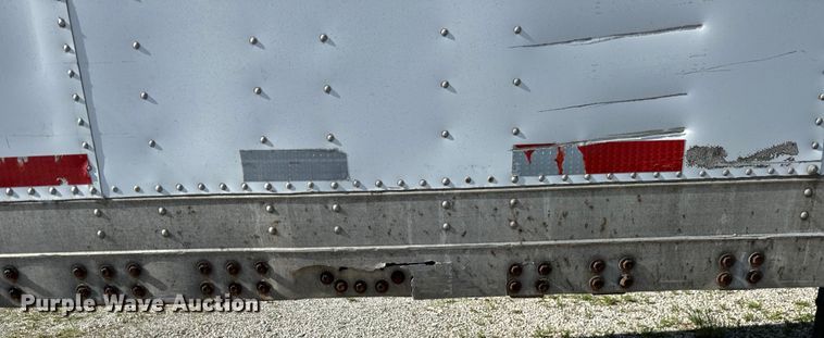 image for item DS5558 1986 Fruehauf  FB91F248LLW2 dry van trailer