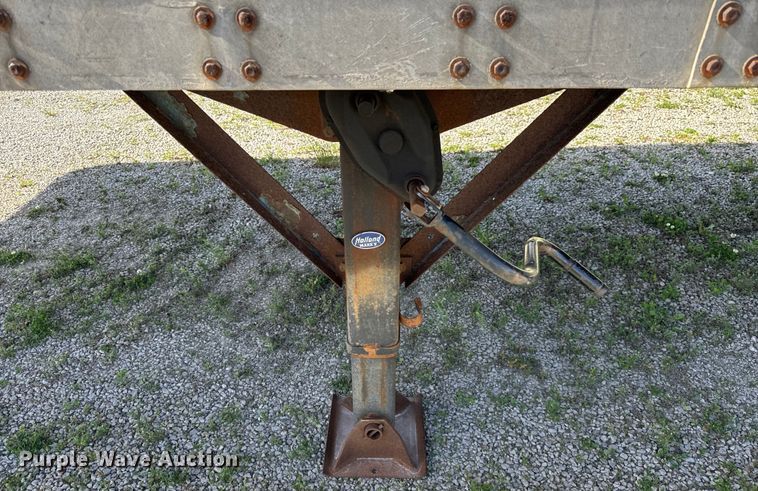 image for item DS5558 1986 Fruehauf  FB91F248LLW2 dry van trailer