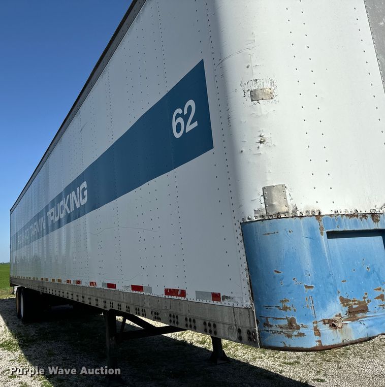image for item DS5558 1986 Fruehauf  FB91F248LLW2 dry van trailer