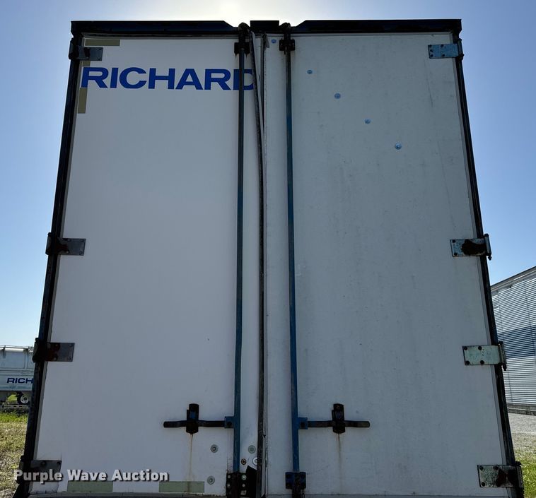 image for item DS5558 1986 Fruehauf  FB91F248LLW2 dry van trailer