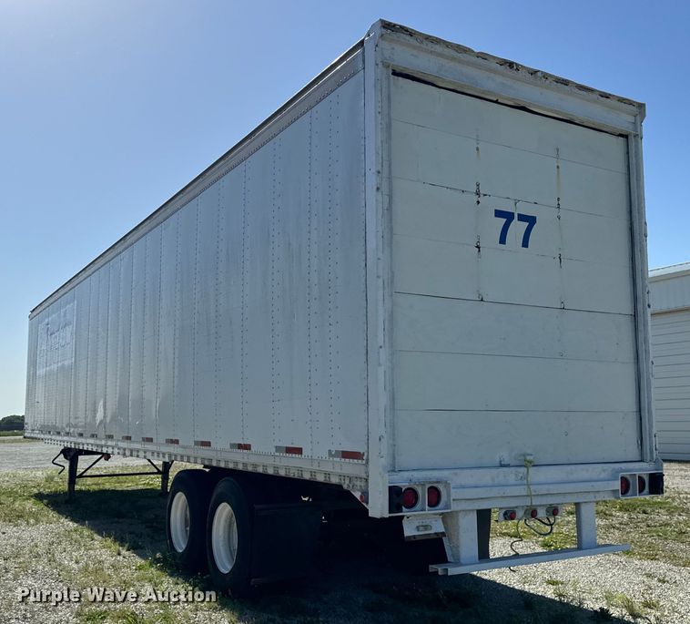 image for item DS5560 1987 Stoughton  ASVW-485T-S-C-WEDGE dry van trailer