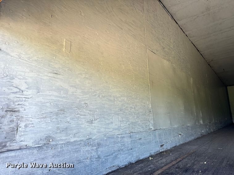 image for item DS5560 1987 Stoughton  ASVW-485T-S-C-WEDGE dry van trailer