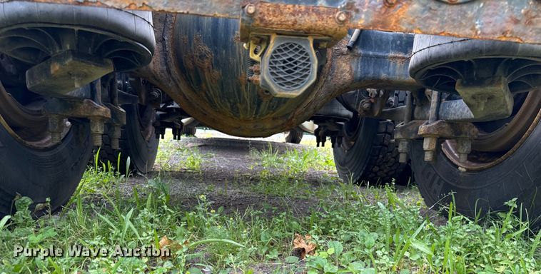 image for item DS5580 2019 International  LT625 semi truck