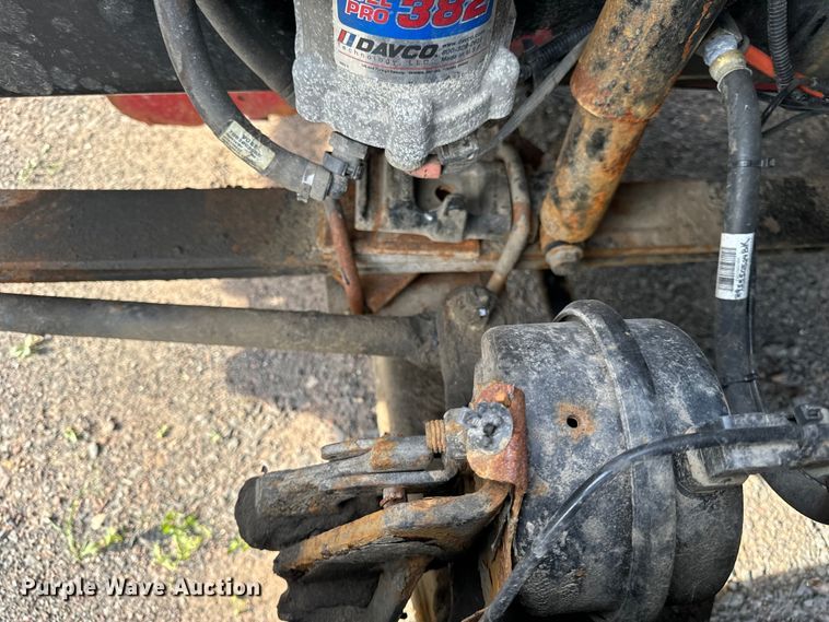 image for item DS5580 2019 International  LT625 semi truck