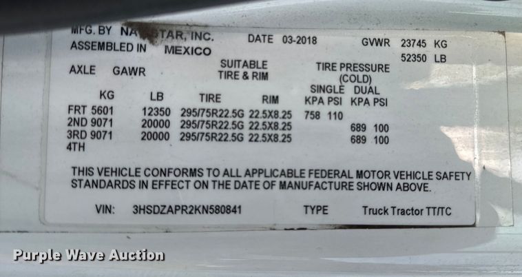 image for item DS5580 2019 International  LT625 semi truck