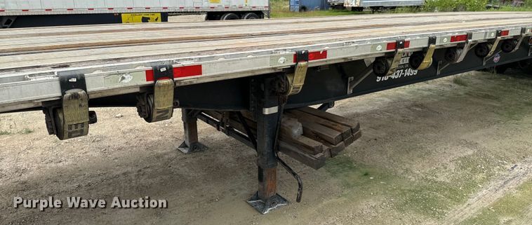 image for item DX0675 2015 Utility flatbed trailer
