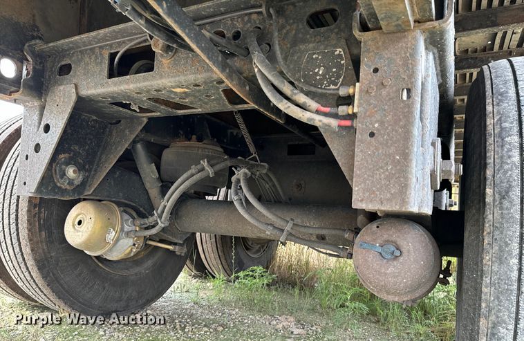 image for item DX0675 2015 Utility flatbed trailer